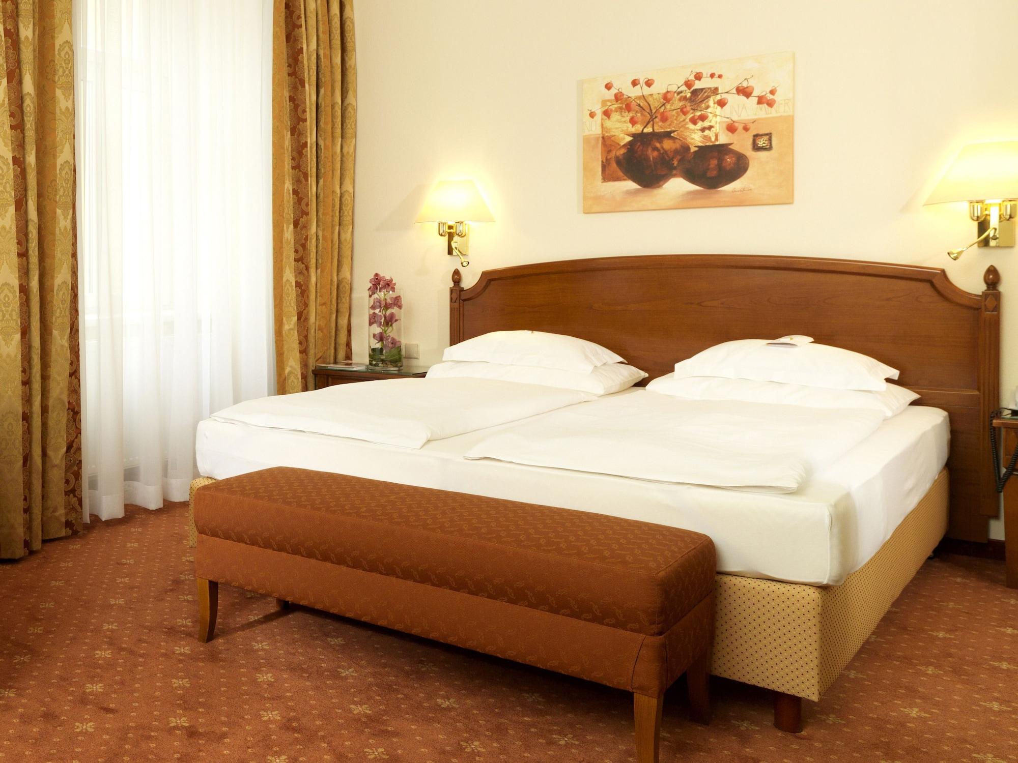 Stefanie - Vienna's Oldest 4* Wiedeń