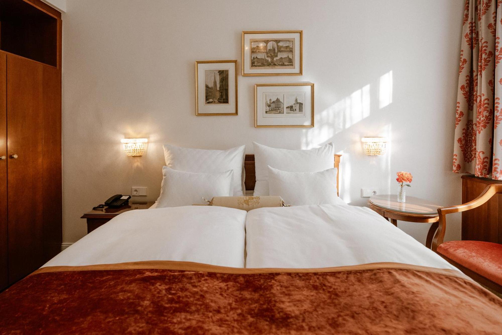Stefanie - Vienna's Oldest 4* Wiedeń