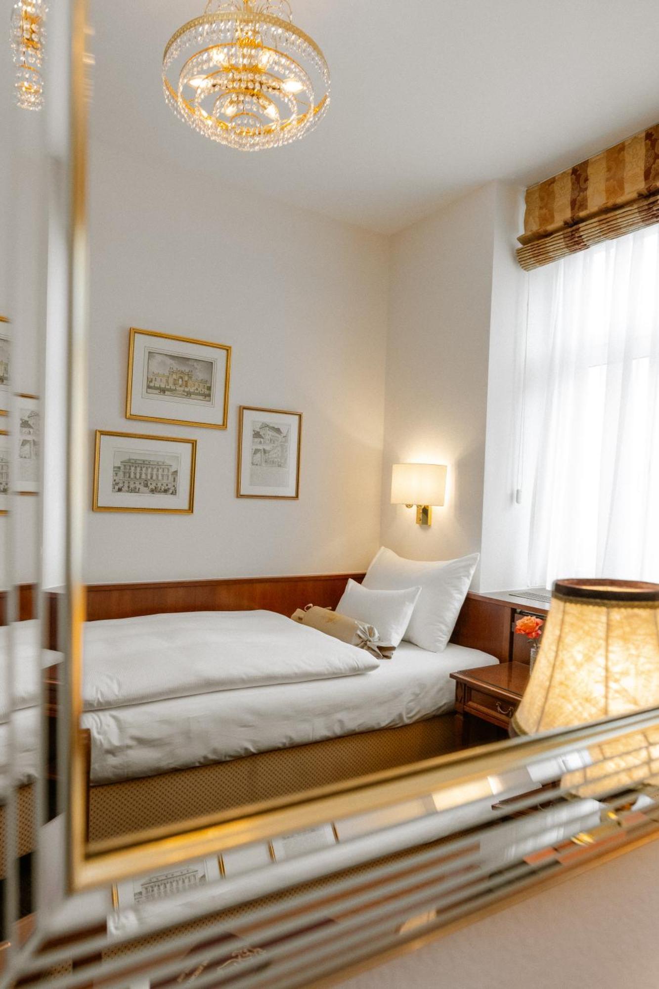 Stefanie - Vienna's Oldest Hotel Wiedeń